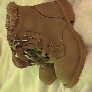 Madden girl size 7 toddler boots